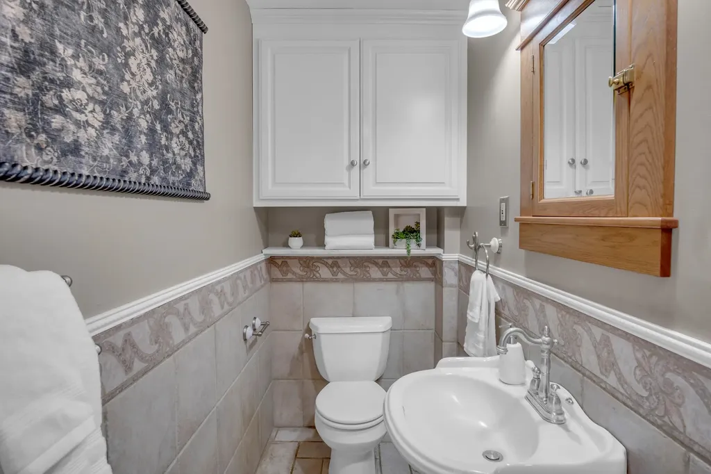 309 E 4th Street Newton KS 67114