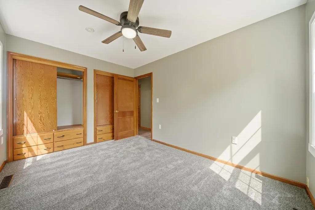 1612 N Cron Augusta KS 67010