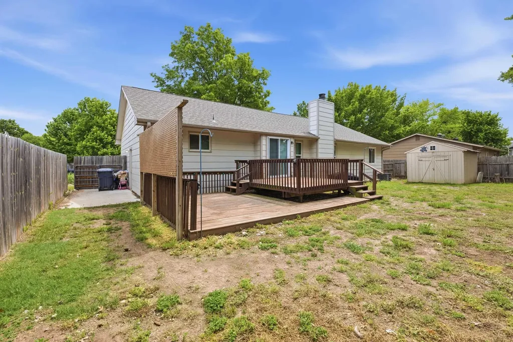 513 N Rutgers Street Wichita KS 67212