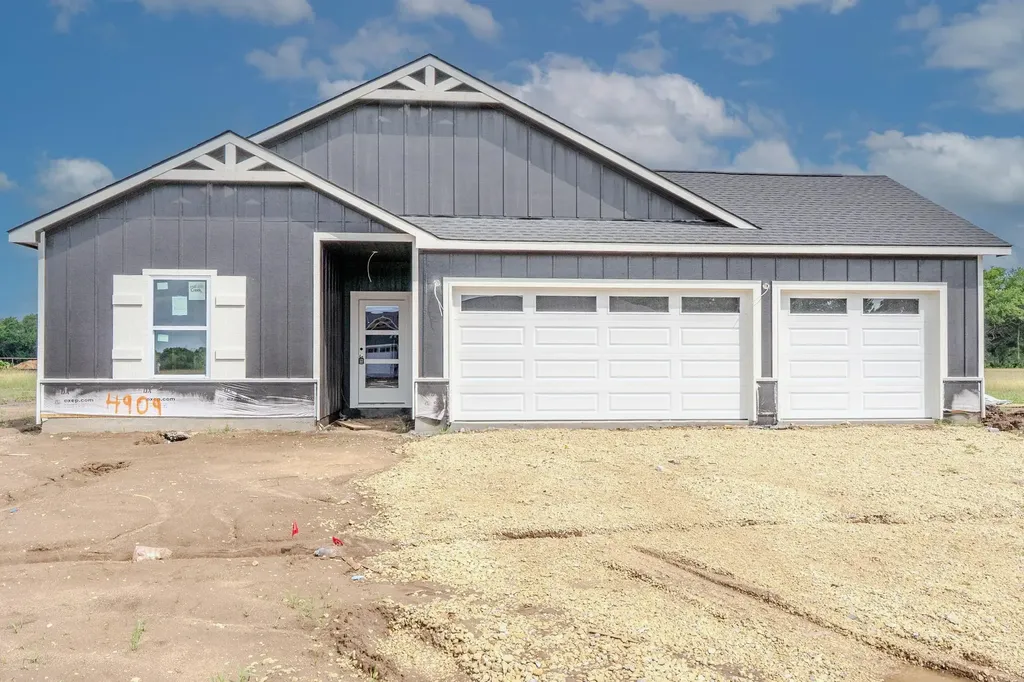 4909 N Spruce Wichita KS 67219