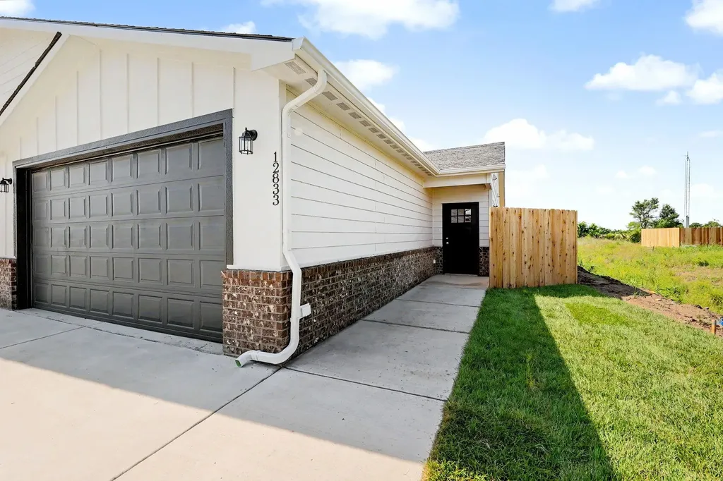 12833 W Red Rock Street Wichita KS 67235
