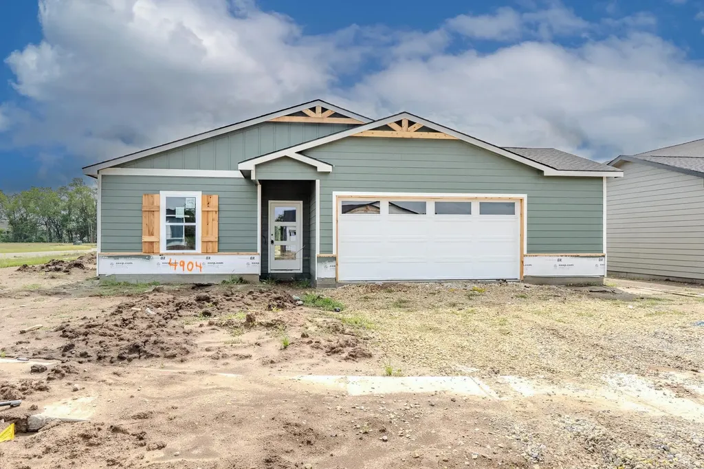 4904 N Spruce Wichita KS 67219