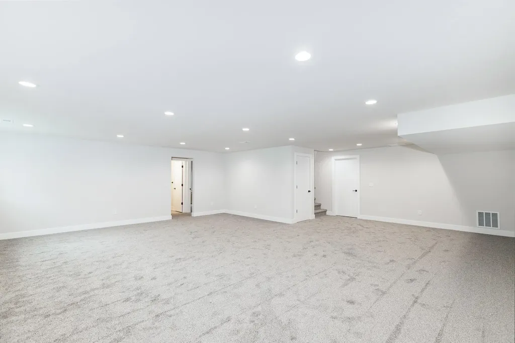 10410 W Graber Circle Wichita KS 67215