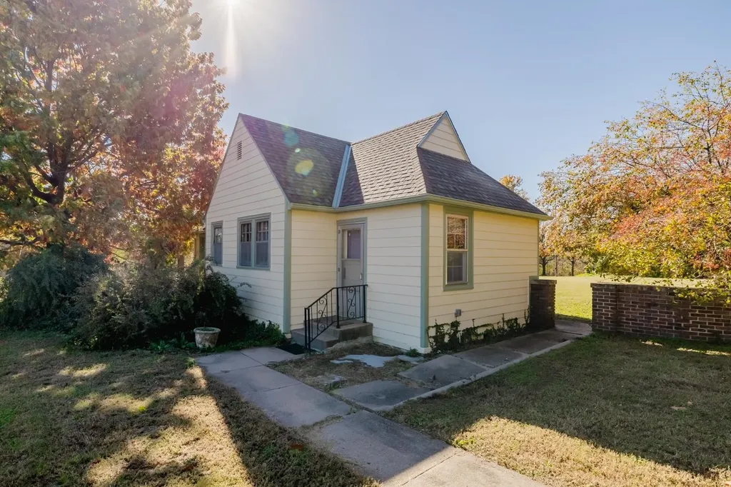 23901 W 23rd Goddard KS 67052