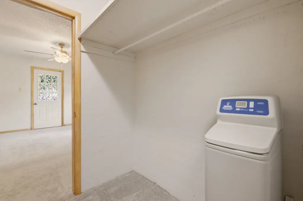 2110 Oak Street Harper KS 67058