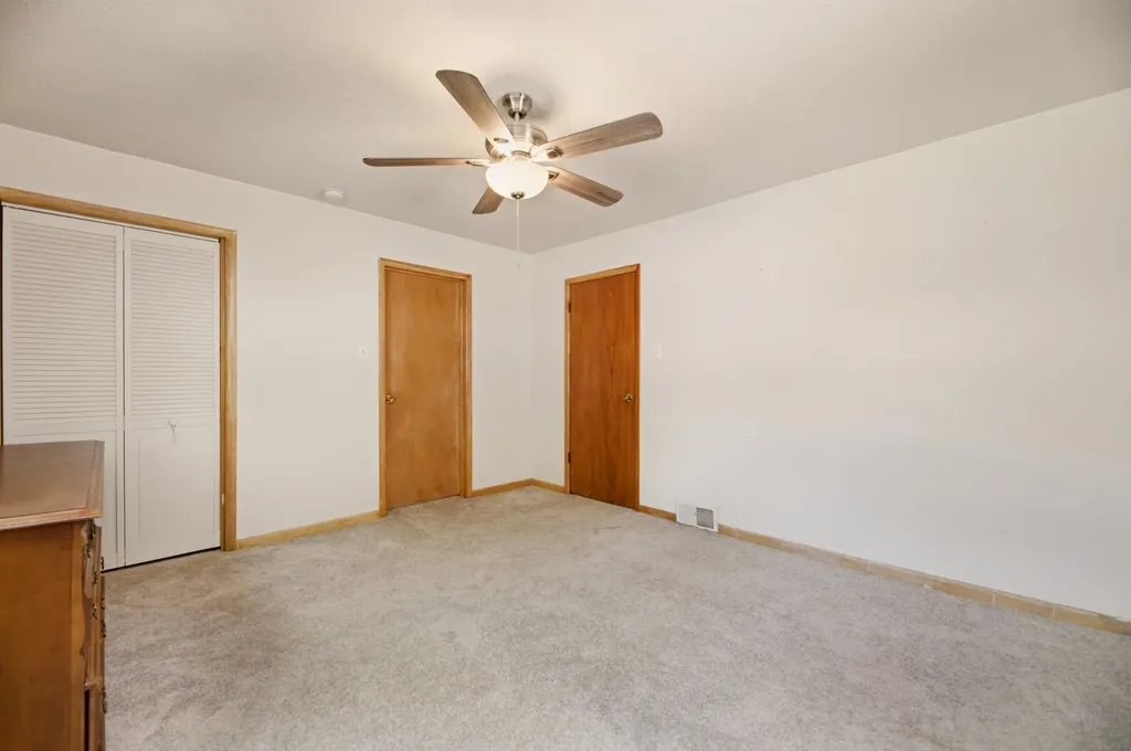 2110 Oak Street Harper KS 67058