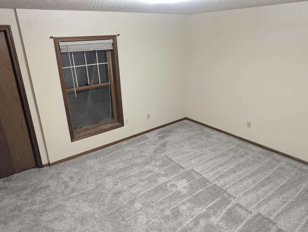 1717 S Cypress Wichita KS 67207
