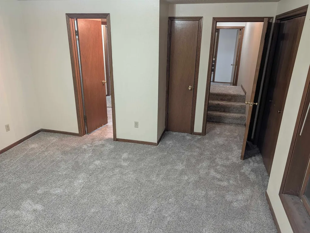 1717 S Cypress Wichita KS 67207