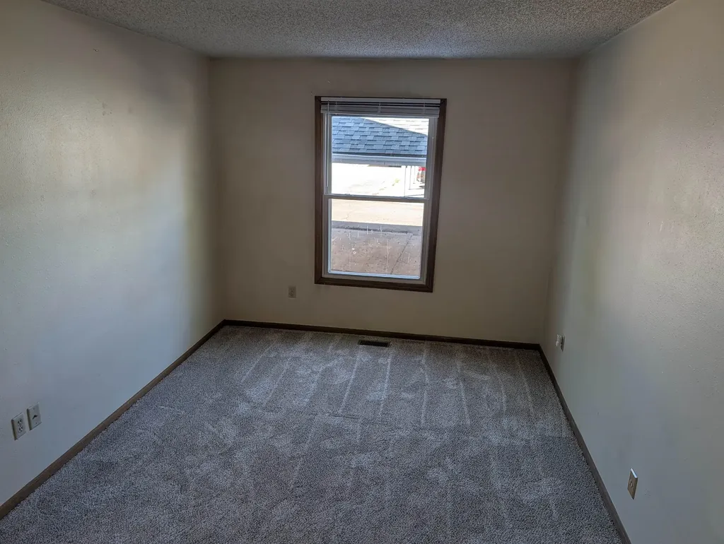 1717 S Cypress Wichita KS 67207