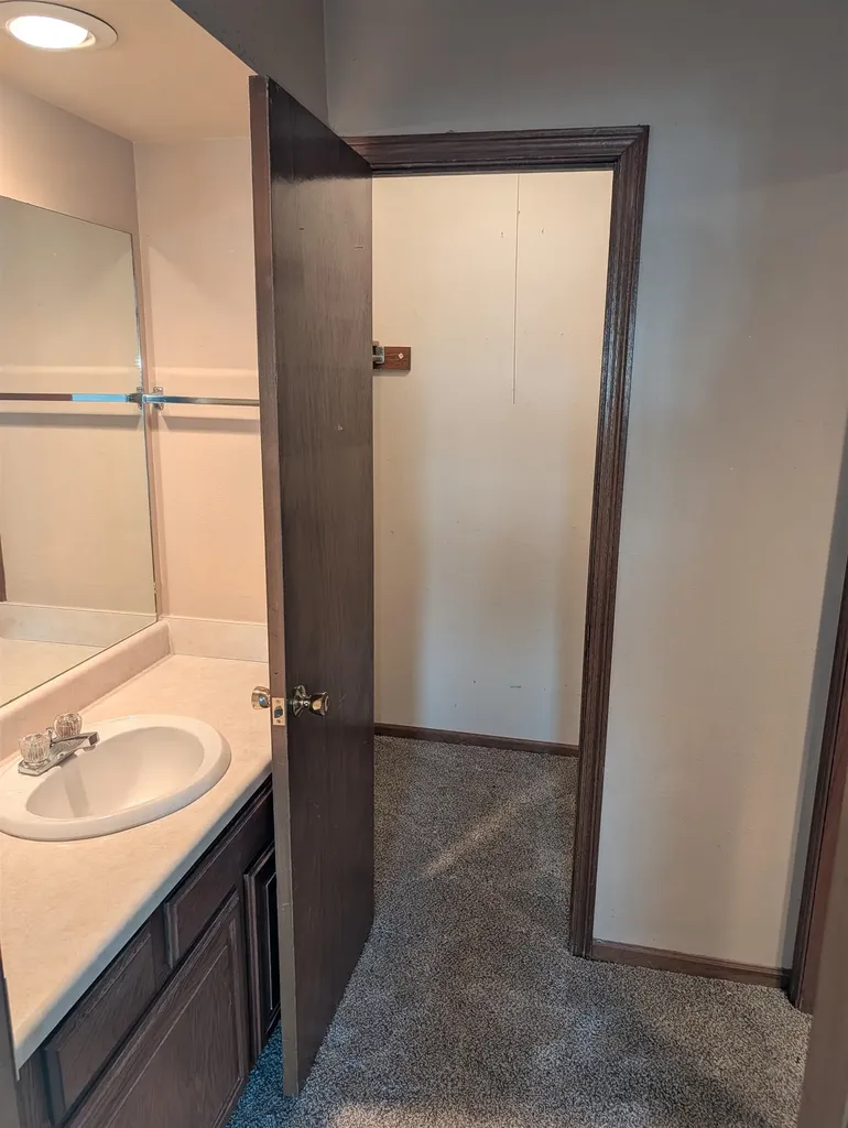 1717 S Cypress Wichita KS 67207