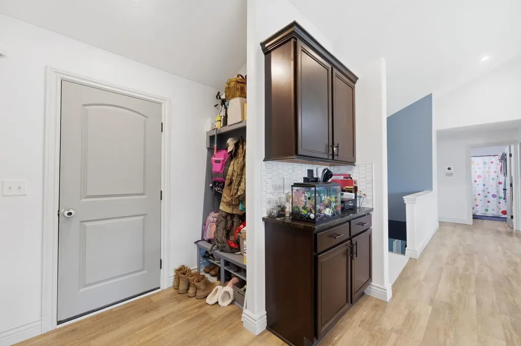 1305 S Gateway Wichita KS 67230