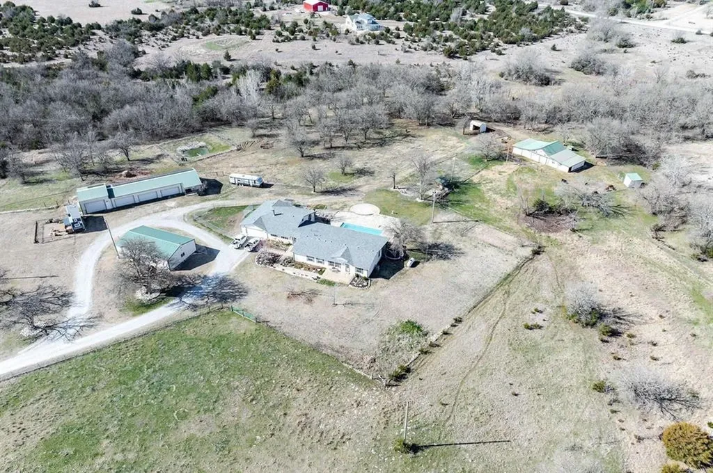 5499 SW Kansa Road El Dorado KS 67042