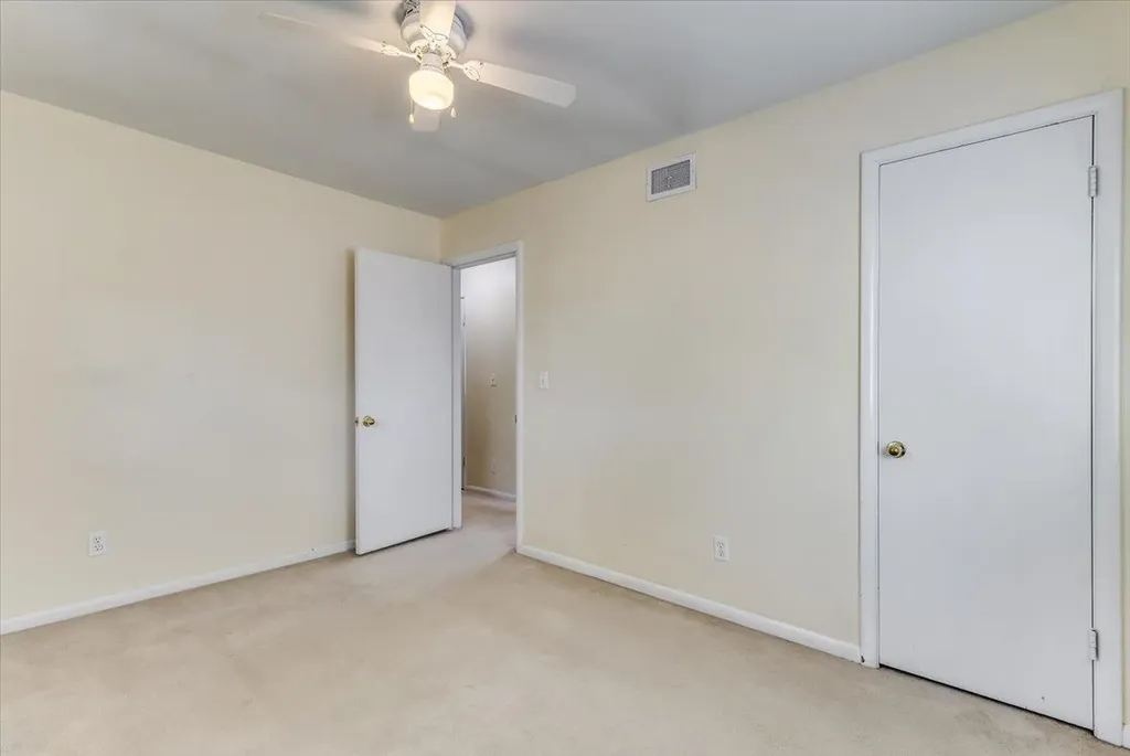 3368 S Vine Wichita KS 67217