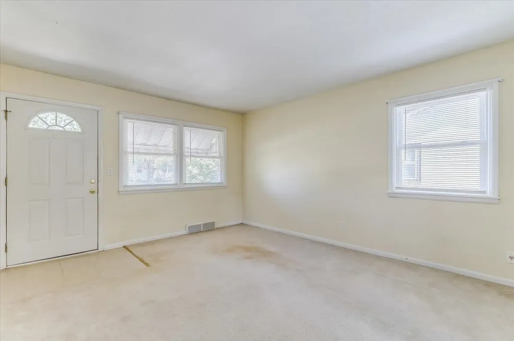 3368 S Vine Wichita KS 67217