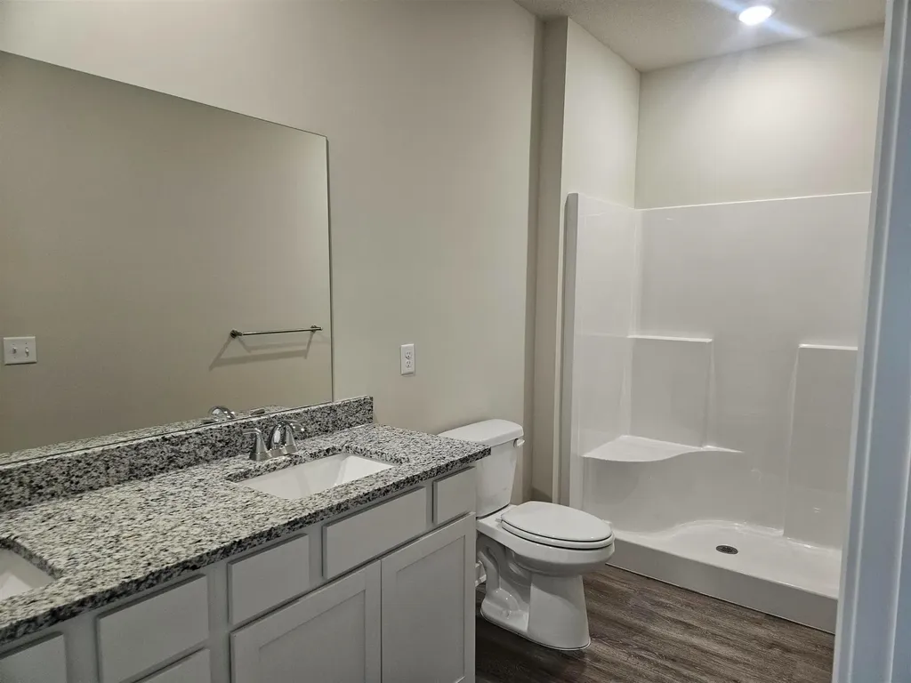 960 N Forestview Street Wichita KS 67235