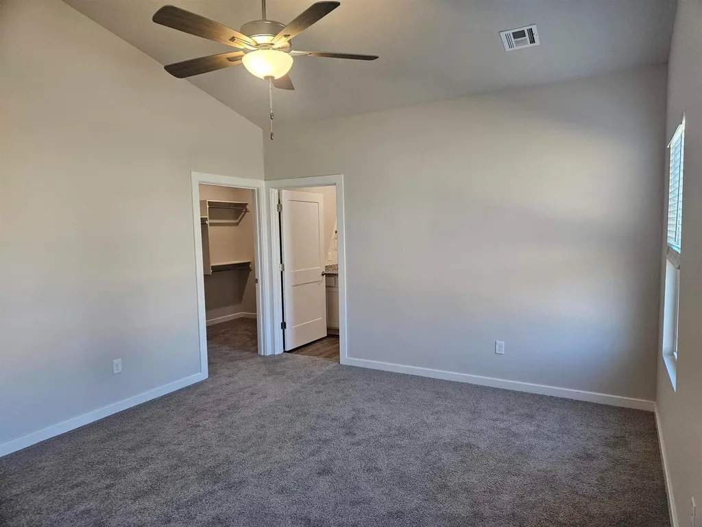 960 N Forestview Street Wichita KS 67235
