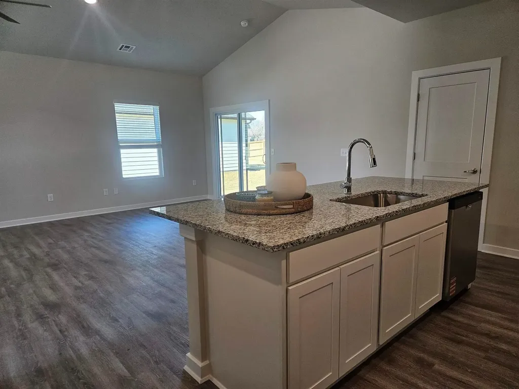 960 N Forestview Street Wichita KS 67235