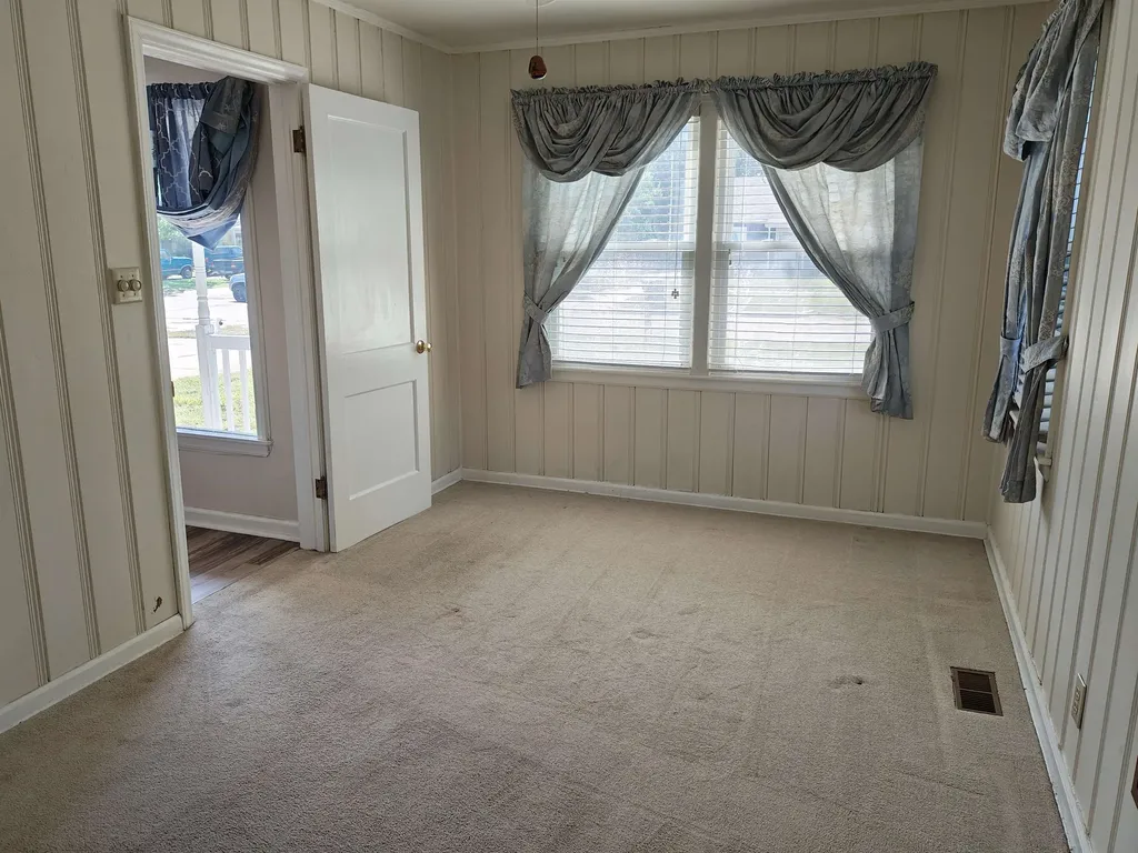 1828 S Millwood Street Wichita KS 67213