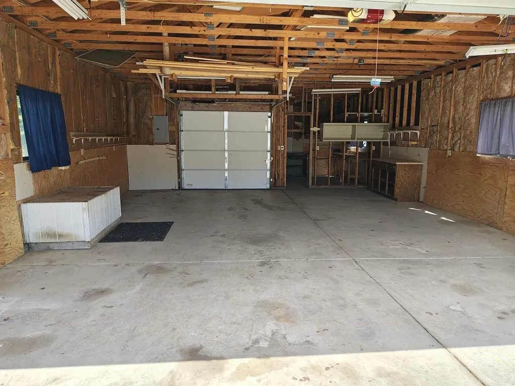 1828 S Millwood Street Wichita KS 67213