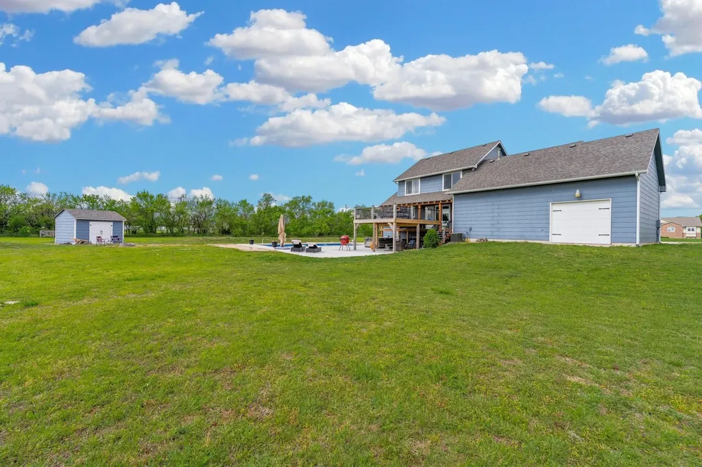 1460 E 117th Court N Sedgwick KS 67135