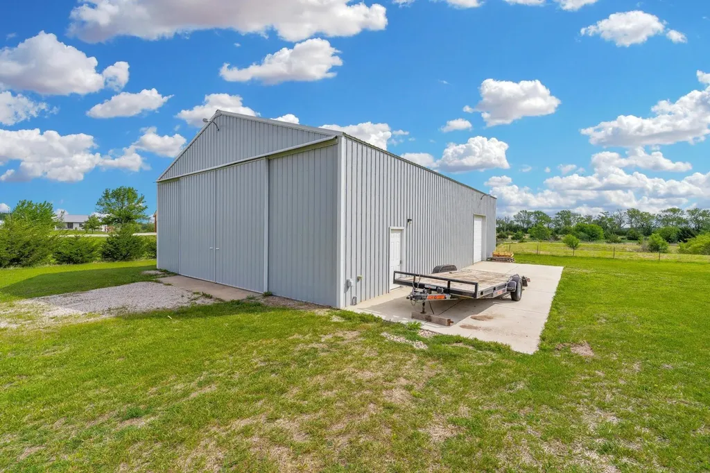 1460 E 117th Court N Sedgwick KS 67135