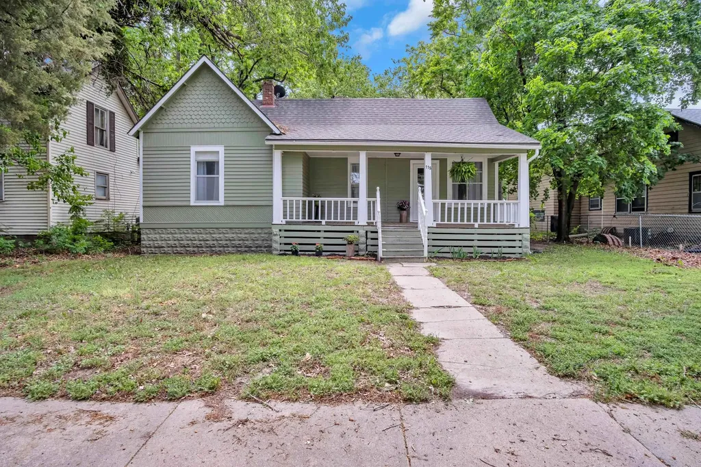 119 E 14th Street Newton KS 67114