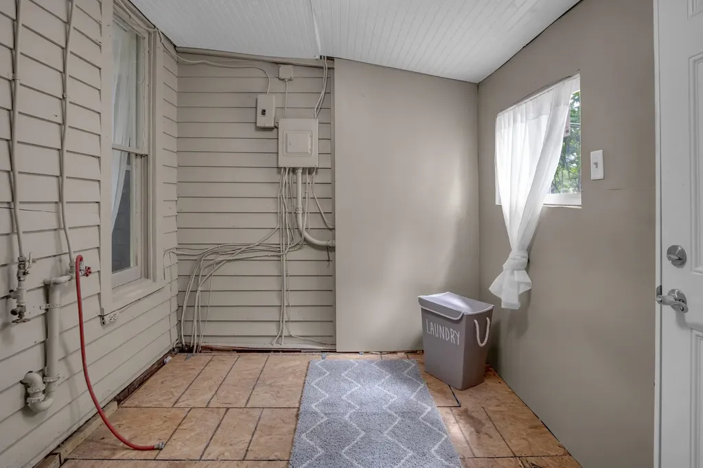 119 E 14th Street Newton KS 67114