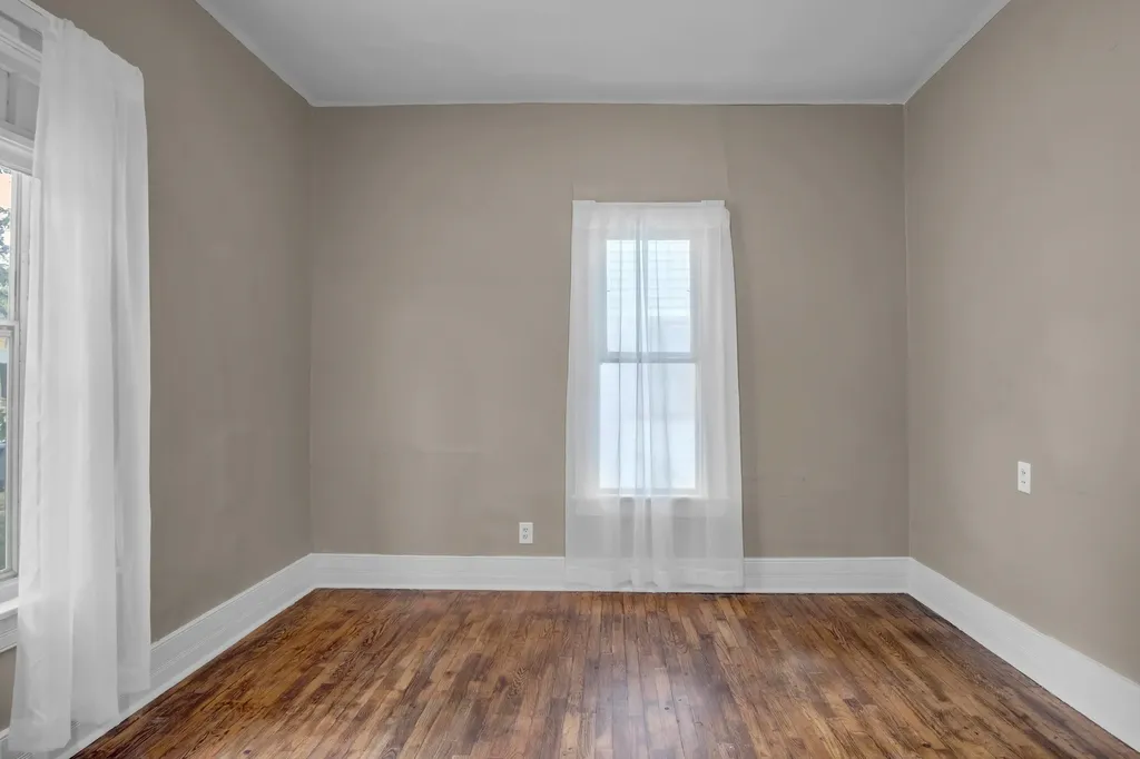 119 E 14th Street Newton KS 67114