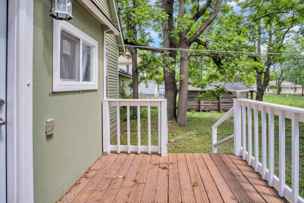 119 E 14th Street Newton KS 67114