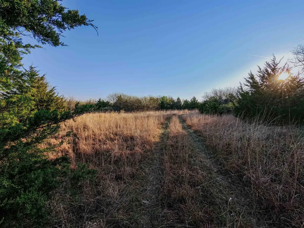 00000 S 222nd Road Winfield KS 67156