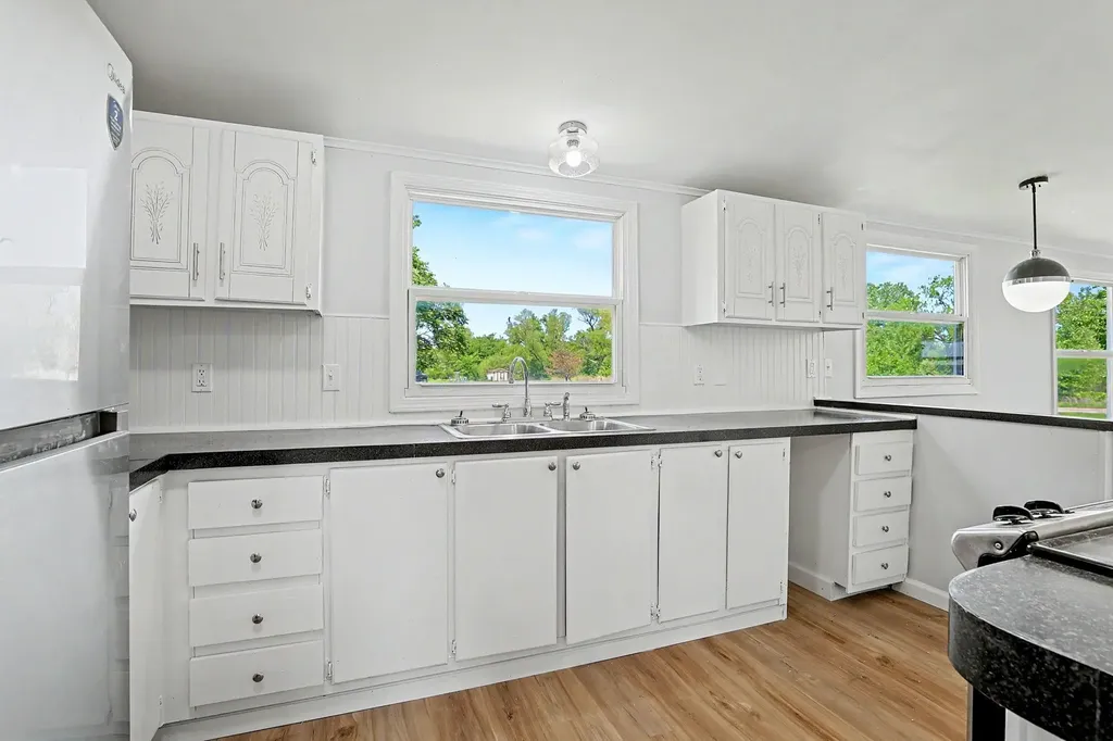 14827 SW 157th Terrace Rose Hill KS 67133