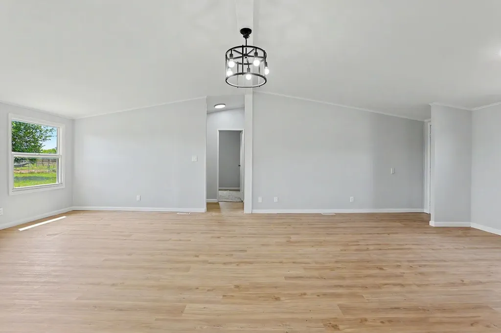 14827 SW 157th Terrace Rose Hill KS 67133