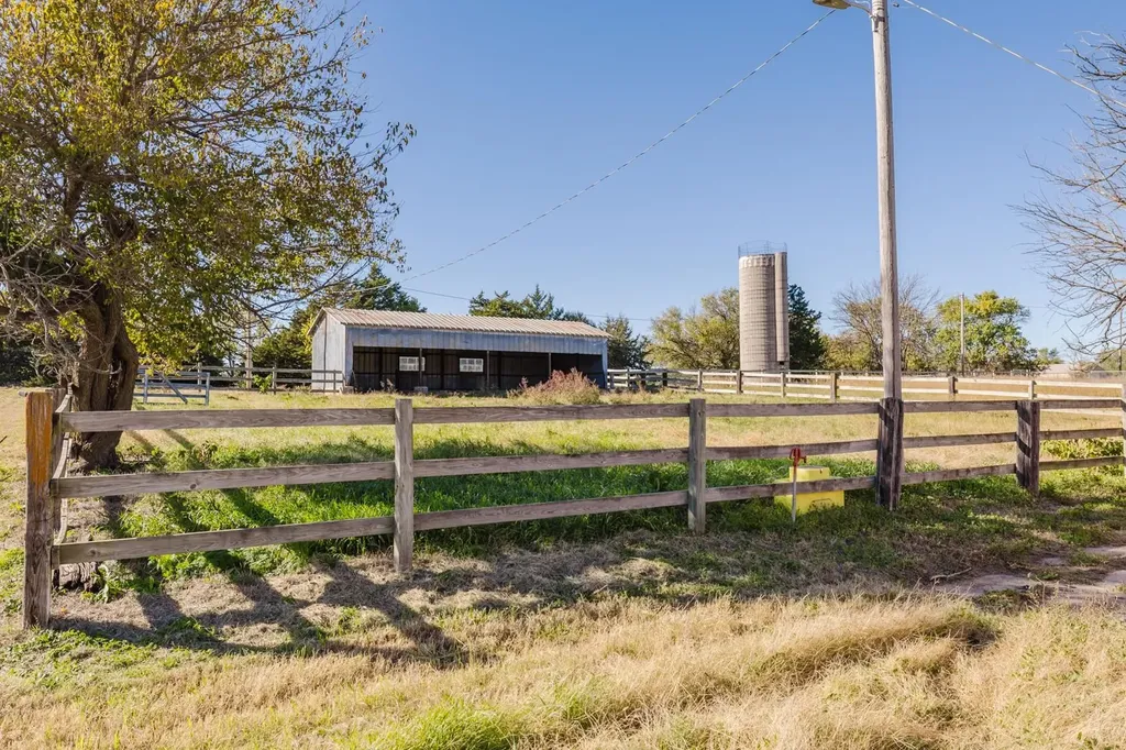 23+/- Acres W 23rd Goddard KS 67052