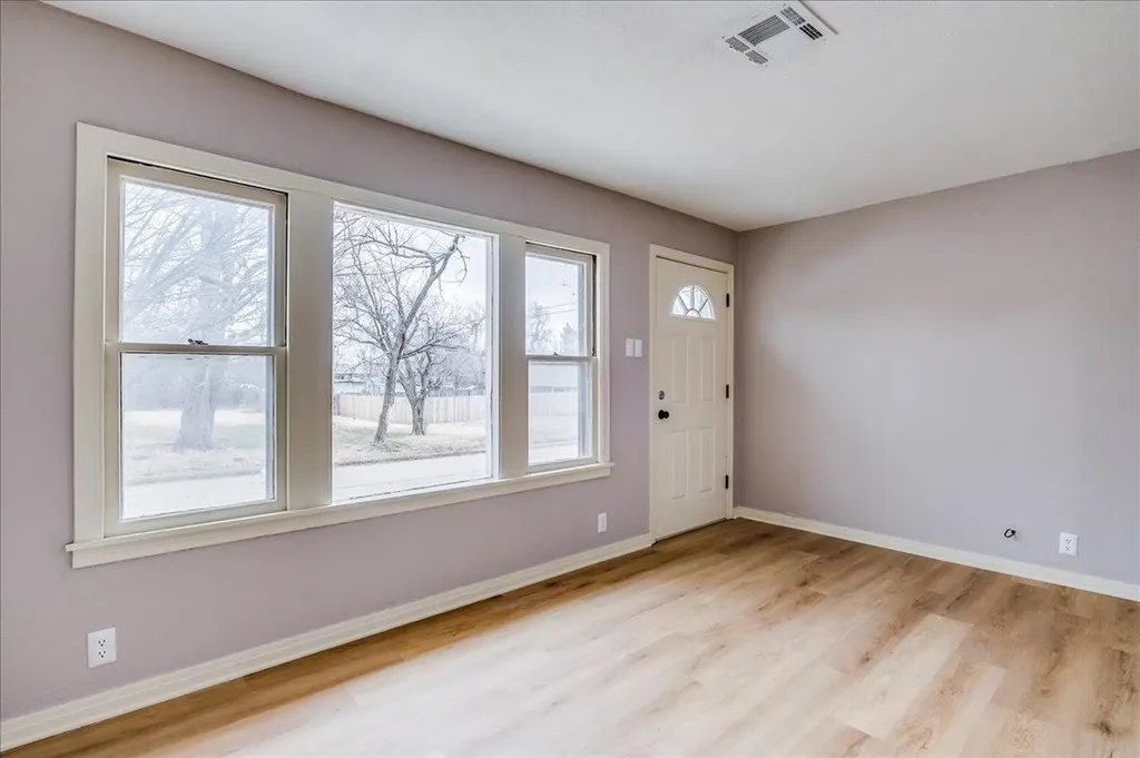 2801-2803 W Elm Wichita KS 67203