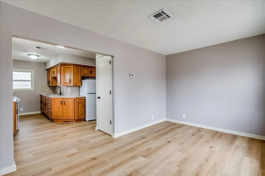2801-2803 W Elm Wichita KS 67203
