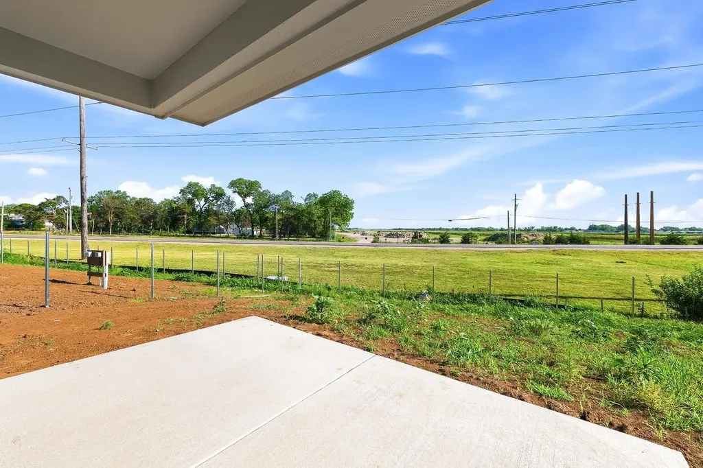 5304 W Rolly Street Wichita KS 67215