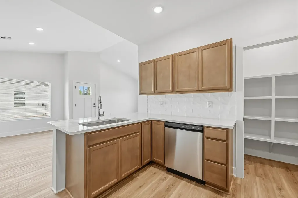 5304 W Rolly Street Wichita KS 67215