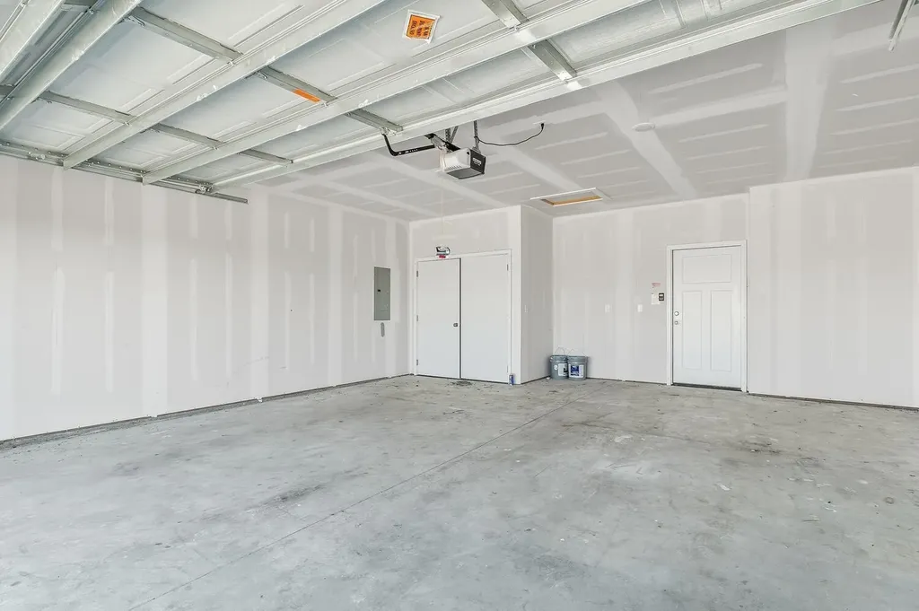 320 N Deer Run Court El Dorado KS 67042