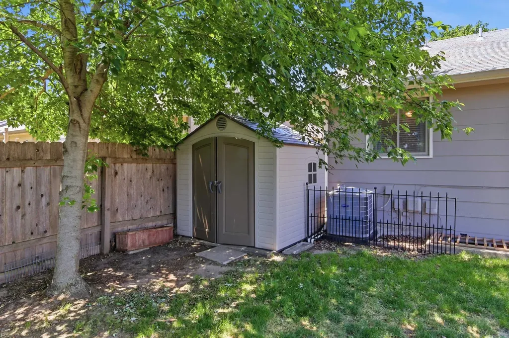 1918 N Stoney Point Wichita KS 67212-6497
