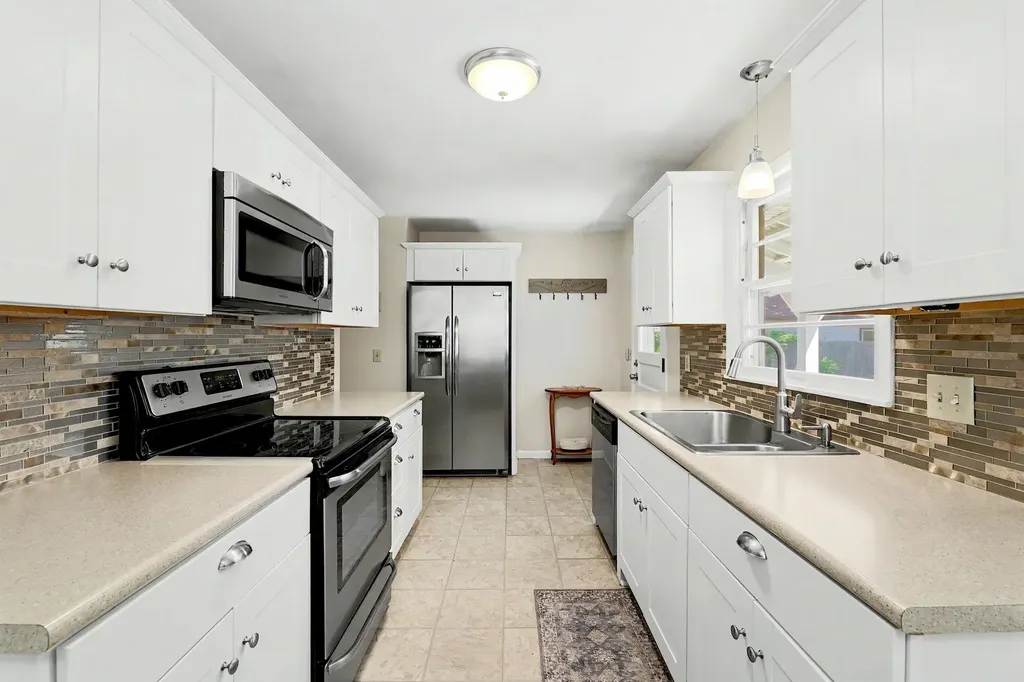 2227 W Southgate Wichita KS 67217