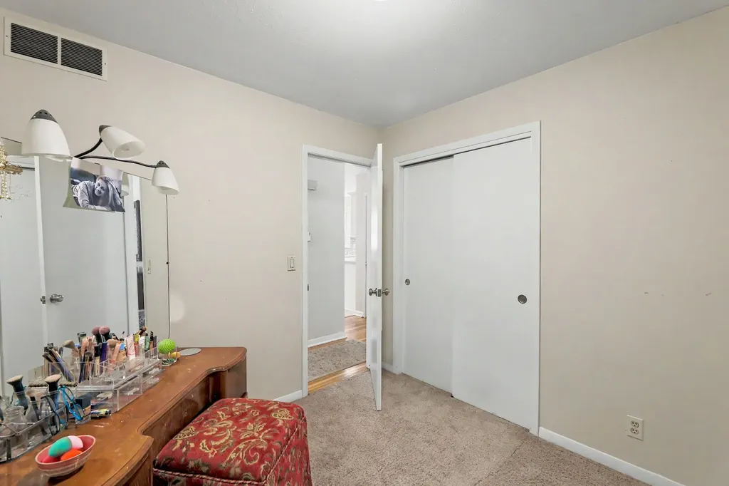 2227 W Southgate Wichita KS 67217