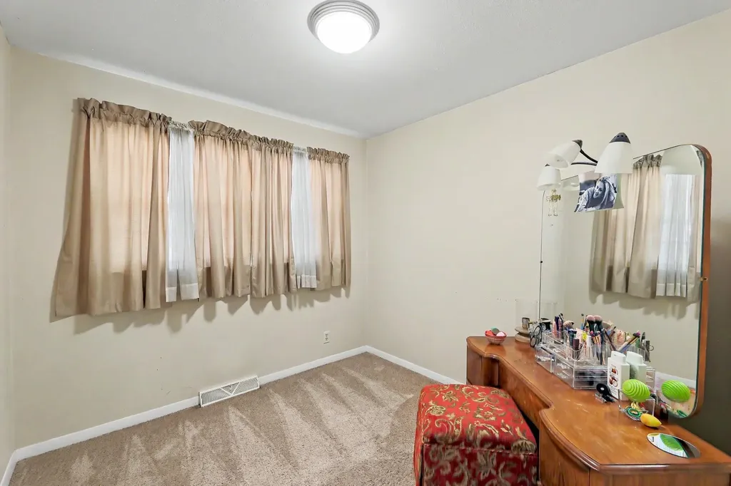 2227 W Southgate Wichita KS 67217
