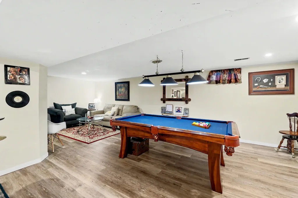2227 W Southgate Wichita KS 67217