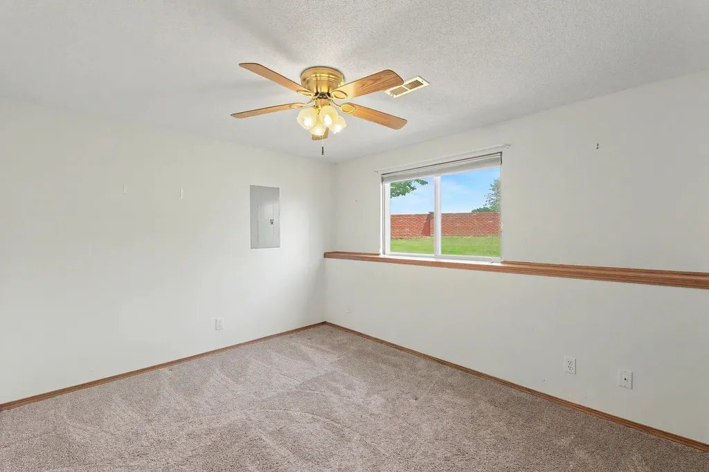 632 N Cedar Downs Court Wichita KS 67235