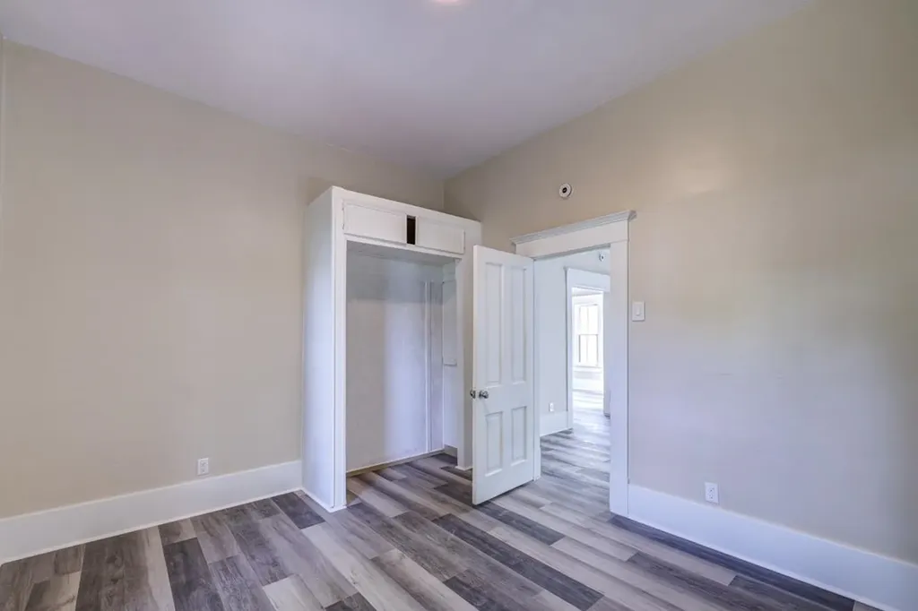 512 E 3rd Winfield KS 67156