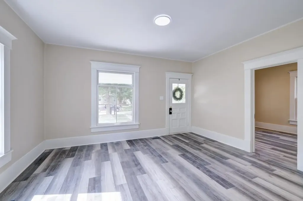 512 E 3rd Winfield KS 67156