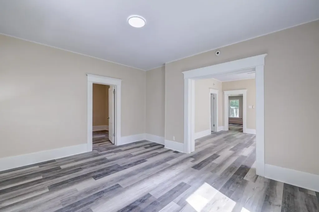 512 E 3rd Winfield KS 67156