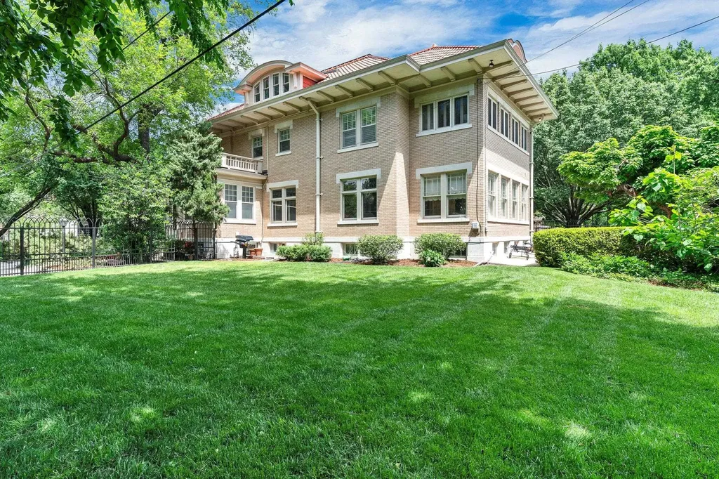 345 N Belmont Wichita KS 67208