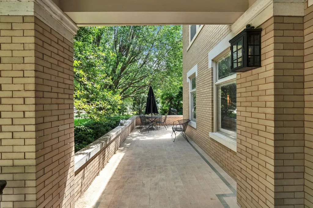 345 N Belmont Wichita KS 67208