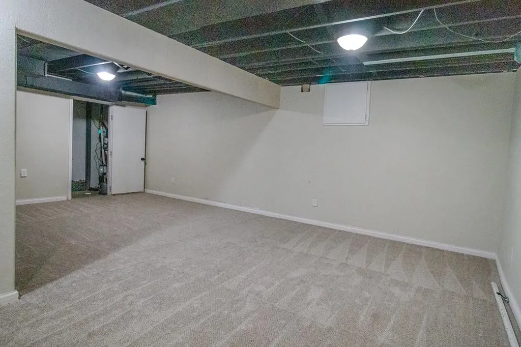 415 E Valley View Street Derby KS 67037